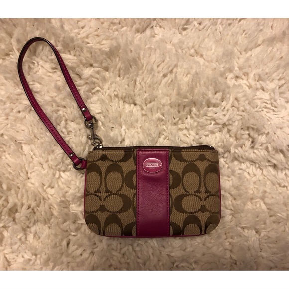 Authentic Coach wristlet - Picture 2 of 5